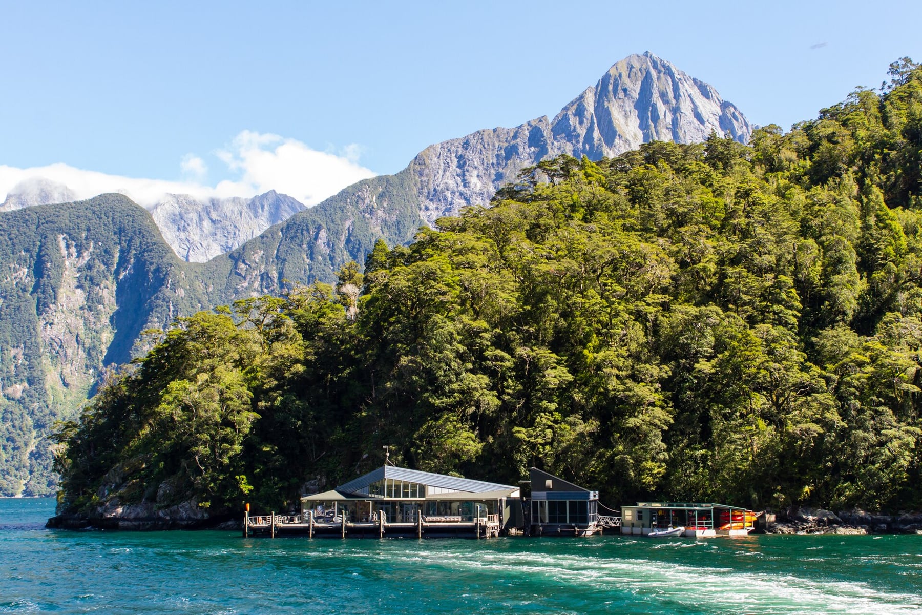 Milford Sound in Fiordland, New Zealand