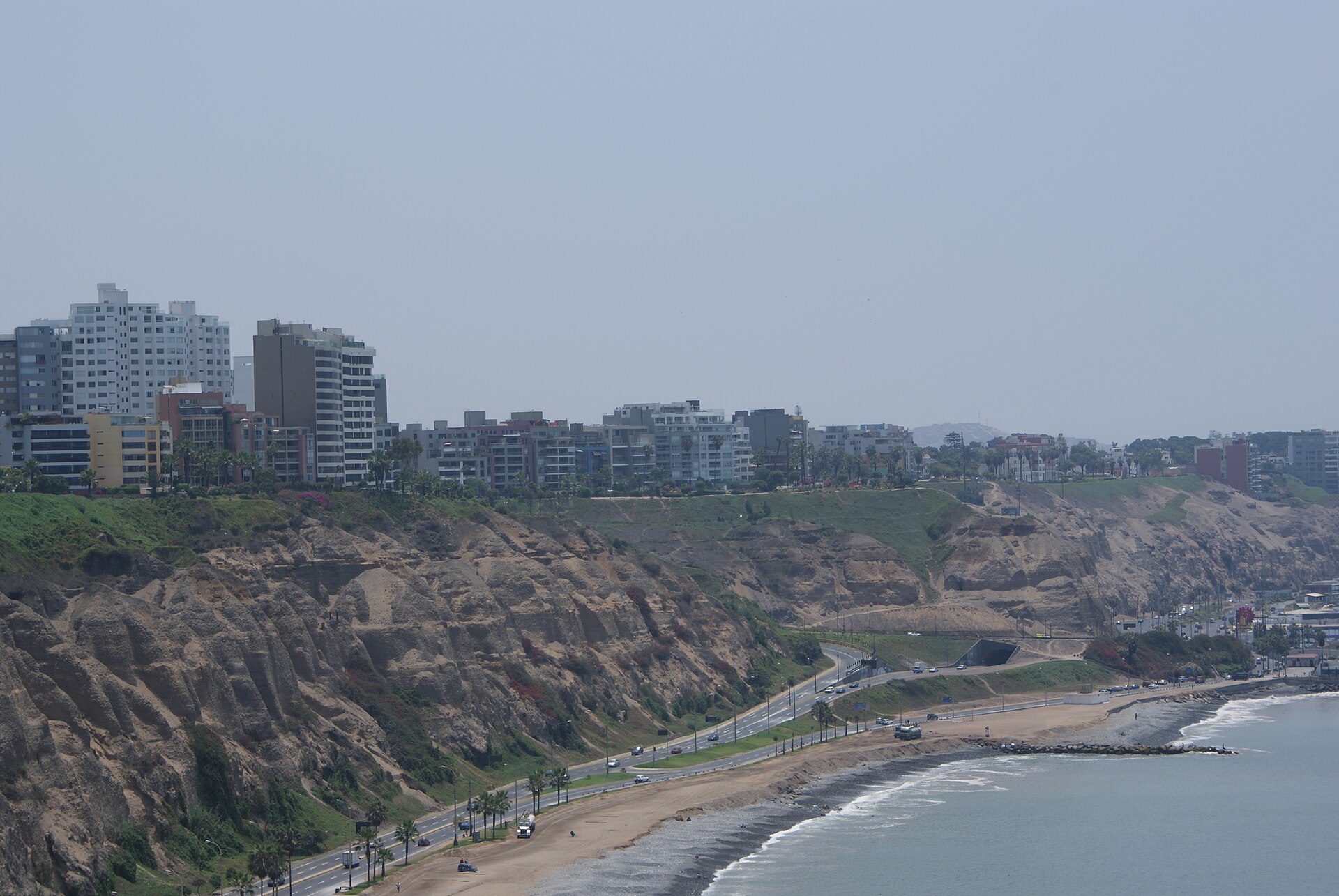 The Lima coastline and cliffside districts above the Pacific