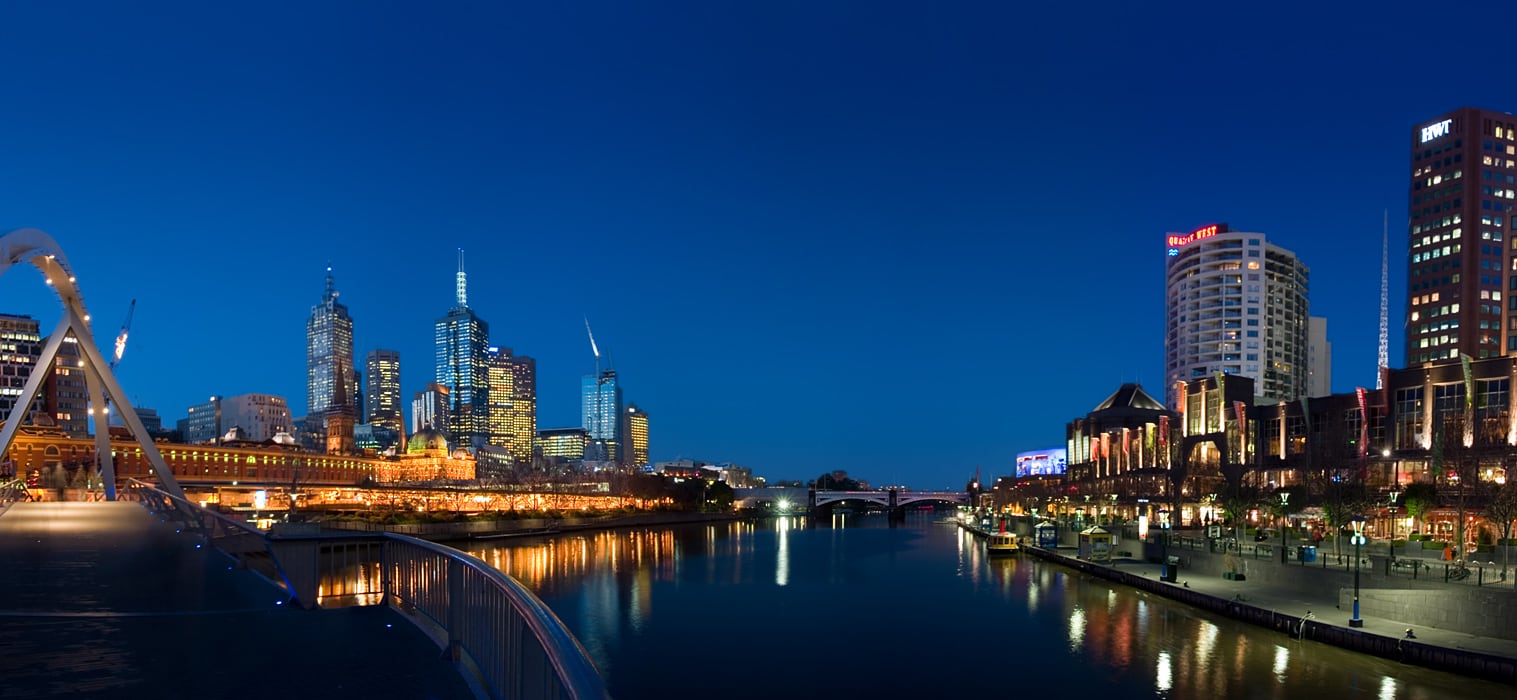 Melbourne skyline over the Yarra River at twilight