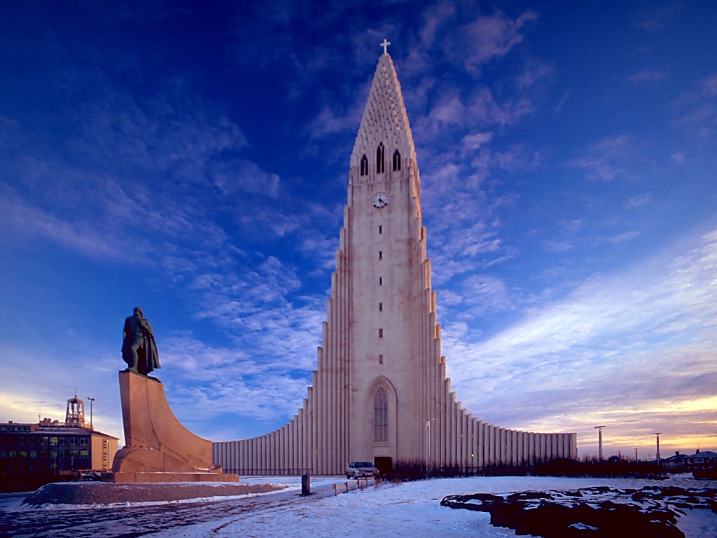Hallgrimskirkja church in Reykjavik against a pale sky