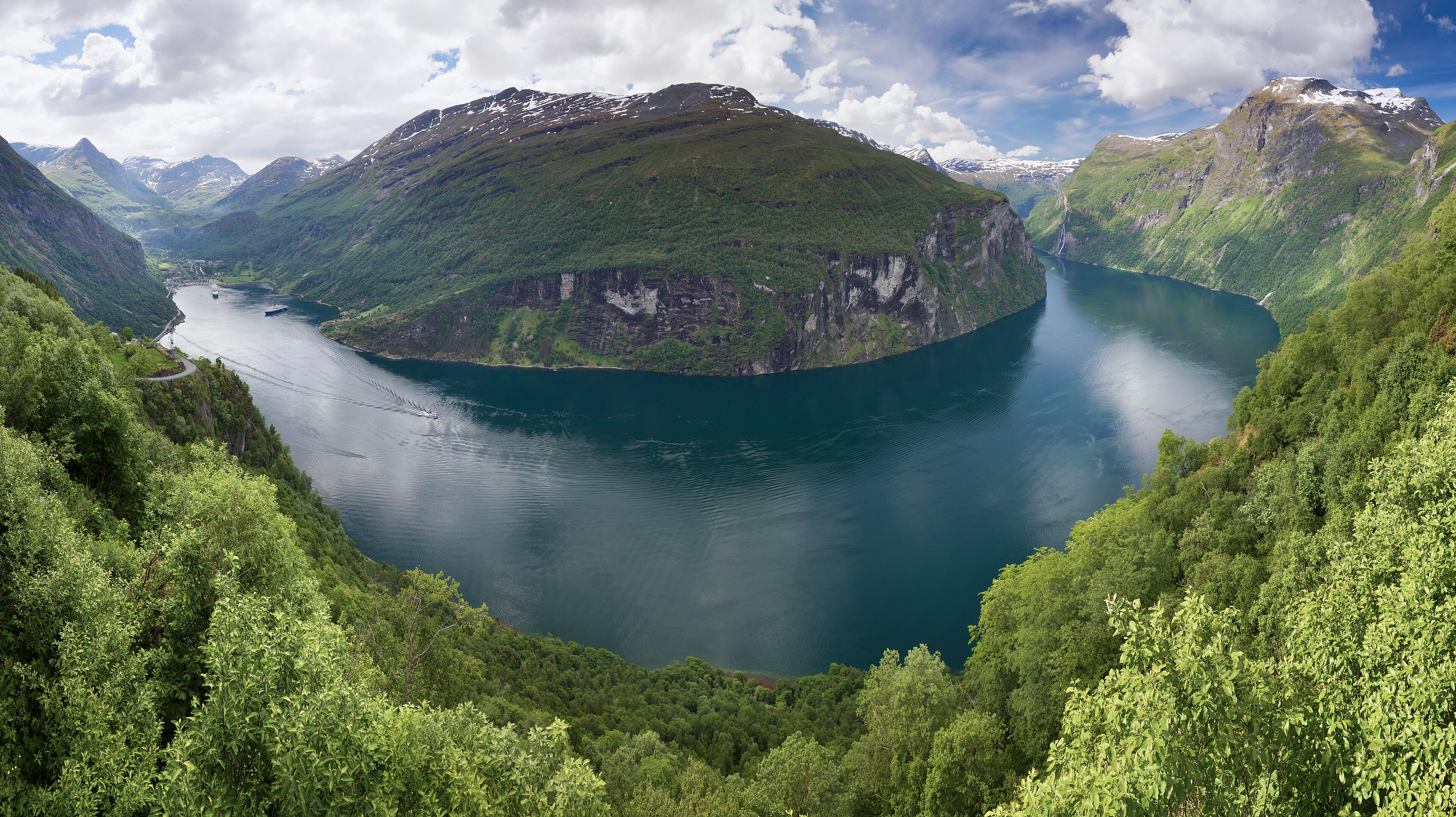 June view across Geirangerfjord from Ørnesvingen