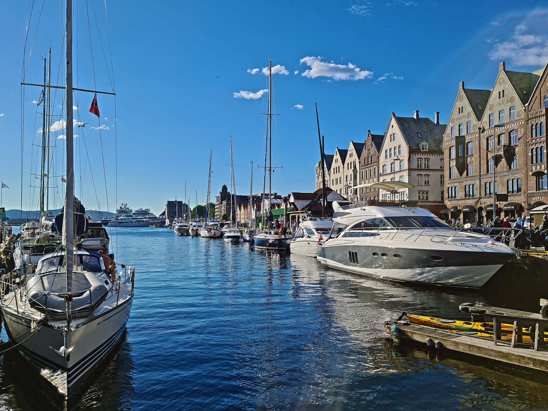 Boats and historic waterfront buildings beside Bergen harbor