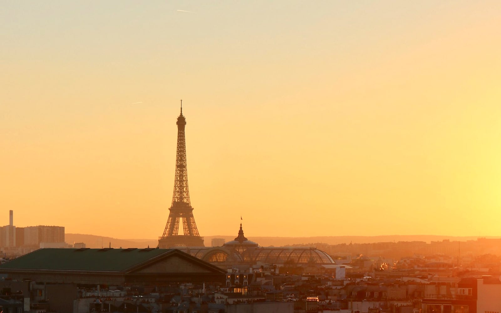 Paris Travel Guide for First-Time Visitors: Where to Stay, What to See, and How to Plan